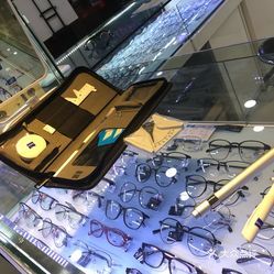 寶島眼鏡（上海莘瀝店） 專業(yè)眼鏡銷售，守護(hù)您的清晰視界